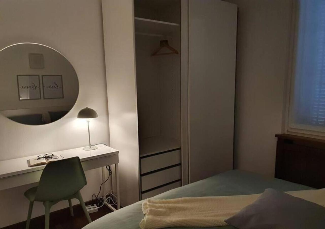 Casa Del Vicolo, Nel Cuore Della Pavia Storica Εξωτερικό φωτογραφία