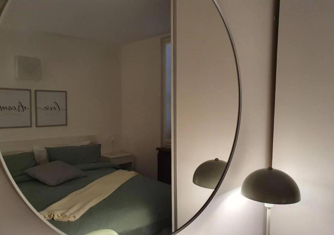 Casa Del Vicolo, Nel Cuore Della Pavia Storica Εξωτερικό φωτογραφία